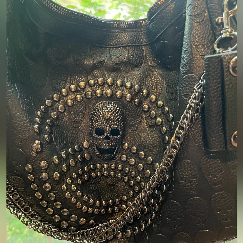 NWT Skull and Punk Rivet Bling Faux Leather Shoulder Style Tote Bag w/ Chains - Picture 7 of 16